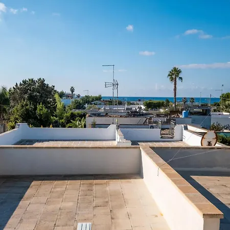 펜션 Ondaluna Charme E Relax A Porto Cesareo 토레 라필로